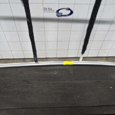 Peugeot 3008  Roof rail, right 2019 98108659VV