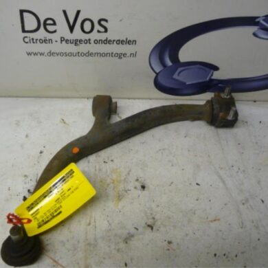 Peugeot 106 1.4 XN,XR,XS,XT Draagarm links-voor 1998 352092