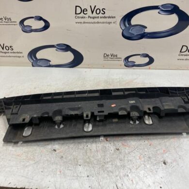 Peugeot 208 1.2 Vti 12V PureTech Bumperframe voor 2018 1607398680