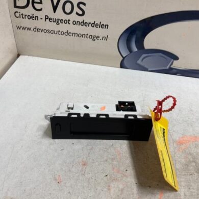 Peugeot 206 PLUS 1.4 XS Display Interieur KFT 2012 6155HE-6155HF-96613336XT