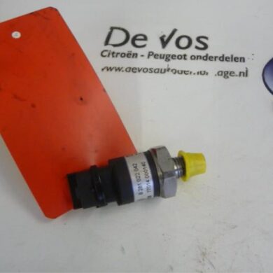 Peugeot 807  Brandstofdruk sensor RHT 2004