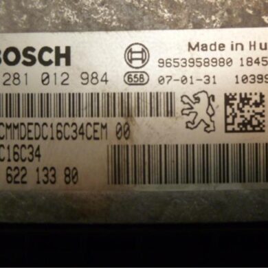 Peugeot 407 1.6 HDi 16V Engine management computer 9HZ 2007 1942CR-1942CS