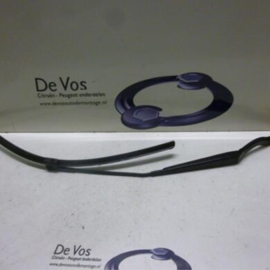 Citroen C6 2.7 HDiF V6 24V Front wiper arm 2006 6429Z1