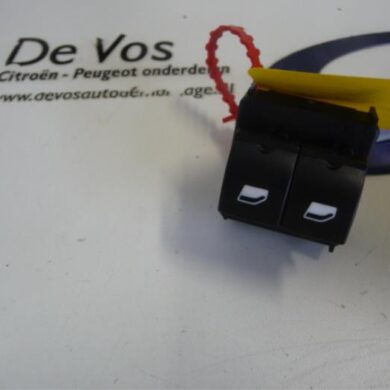 Citroen C4 Cactus 1.6 Blue Hdi 100 Combischakelaar ramen 2015 98016298ZD