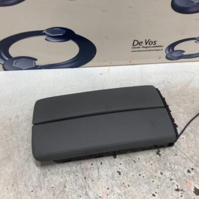 Citroen C5 Aircross 1.5 Blue HDi 130 16V Armrest 2019 98100602YC