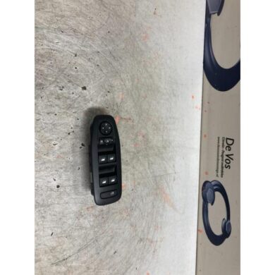 Peugeot 2008 1.2 12V e-THP PureTech 110 Combischakelaar ramen 2018 98242539ZD