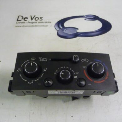 Peugeot 207 1.4 16V Vti Heater control panel 2011 6452Q6