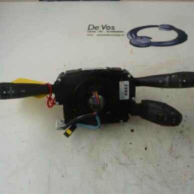 Peugeot 207  Steering column stalk 2011 6242YL