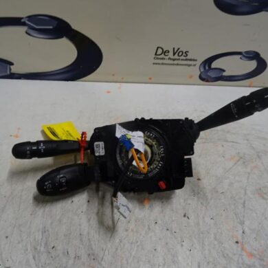 Peugeot 208  Steering column stalk 2013 98081767ZD-98030390ZD