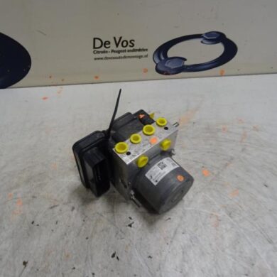 Peugeot 3008  ABS pump 5GF5G06 2019 1623161580