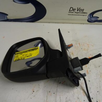 Peugeot Partner 1.9D Wing mirror, left 2005 8153HN