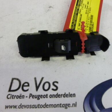 Citroen Jumpy 1.6 HDI 16V Electric window switch 2007