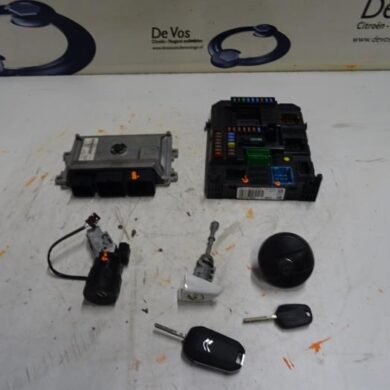 Citroen C4 Cactus 1.2 PureTech 82 12V Computer Motormanagement HM01-HMZHM01 2014 1612121180