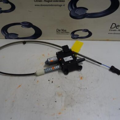 Peugeot 3008  Handrem motor BHZ-BHZBH01 2016 470212