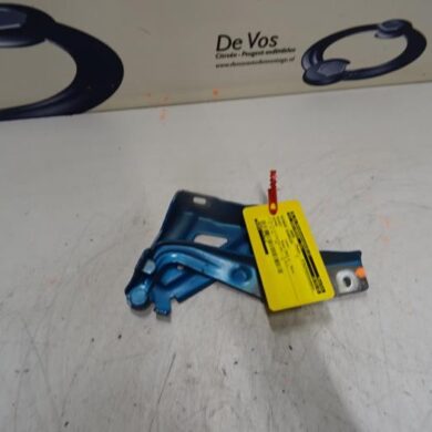 Peugeot Bipper  Bonnet Hinge 2013 7912F1