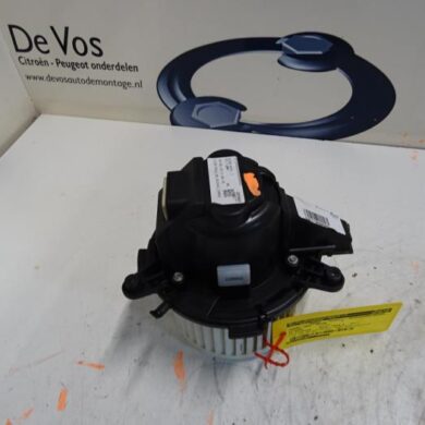 Citroen C5 Aircross  Heating and ventilation fan motor 2019 9821292180