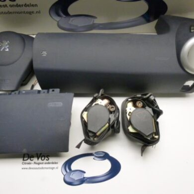 Peugeot 1007 1.4 HDI Airbag Set+Module 2006 8974V6-8974V7-4112HE-8216FC-8216FF
