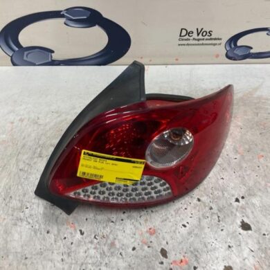 Peugeot 206 PLUS 1.4 XS Achterlicht rechts 2010 6351GV