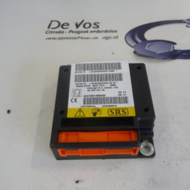 Peugeot RCZ  Airbag Module 2013 9803594180