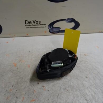 Peugeot 308  Seatbelt tensioner, left 2011 8976S1