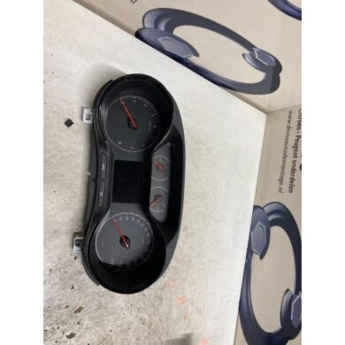 Opel Grandland X  Odometer KM 2021 9822637980-9836081680