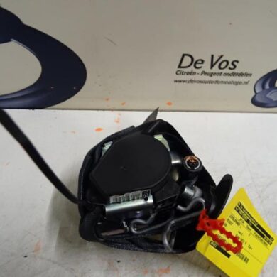 Peugeot 308  Seatbelt tensioner, left 2011 8976S1