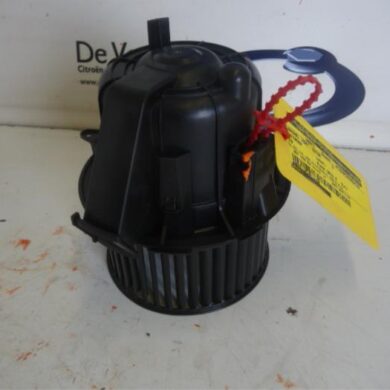 Citroen C3  Heating and ventilation fan motor 2012 6441CS