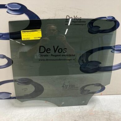 Peugeot 208 1.2 Vti 12V PureTech 100 Portierruit 4Deurs links-achter 2021 9823170280