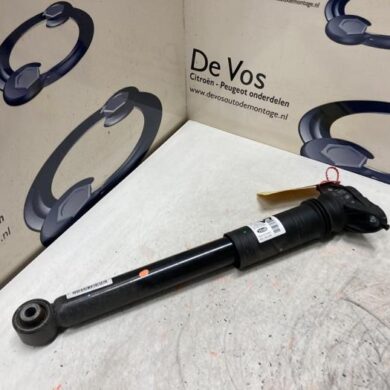 DS Automobiles DS3 Crossback 1.2 12V PureTech 130 Rear shock absorber, left 2019 9831094880