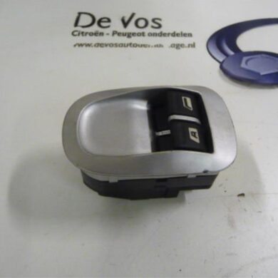 Peugeot 206 PLUS 1.4 XS Combischakelaar ramen 2010 6490J1