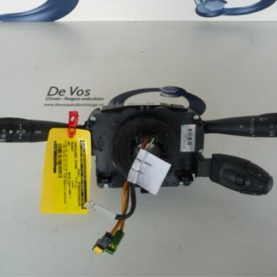 Peugeot 207  Steering column stalk 2007 624258
