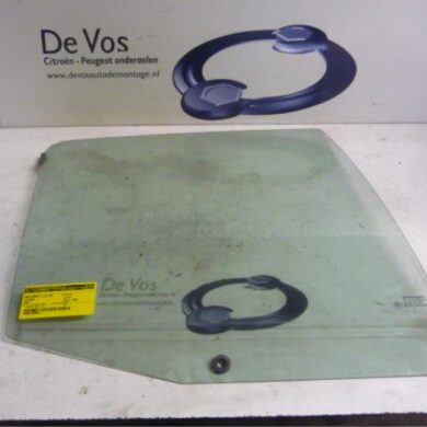 Citroen Saxo  Rear door window 4-door door, rear right 1998 920464