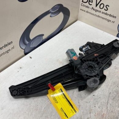 Peugeot 308 1.2 12V PureTech 110 Ruitmechaniek 4Deurs rechts-achter 2022 9830816680