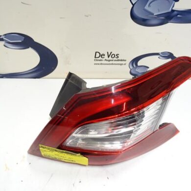 Peugeot 308 1.6 BlueHDi 120 Taillight, right 2014 9677817580