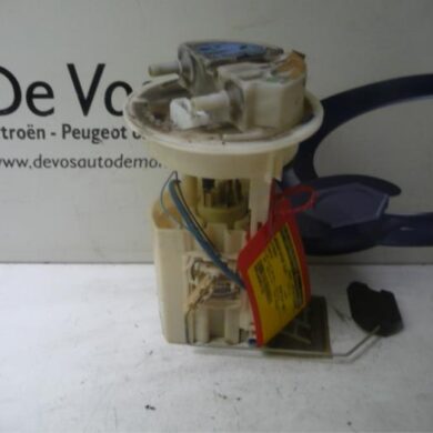 Citroen Xantia 2.0i 16V Electric fuel pump RFV 1999 152577