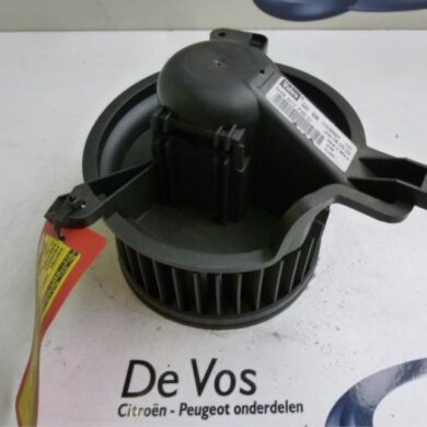 Peugeot Partner 1.9 D Kachel Ventilatiemotor 2003 6441R4