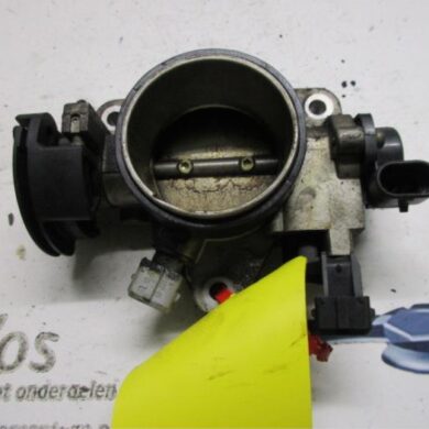 Citroen Xsara 1.6i Gasklephuis NFZ 1999 1635F9