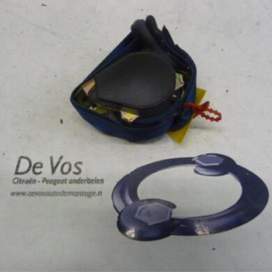 Citroen Saxo 1.1i X,SX Front seatbelt, left 2003 8973HH