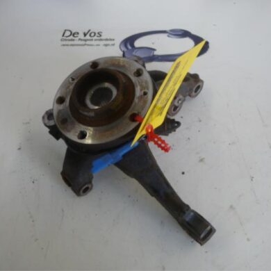 Peugeot 508  Fusee links-voor 2012 3646A9