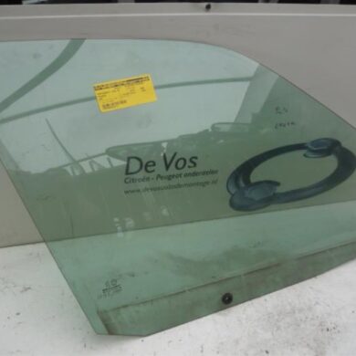 Peugeot 405  Door window 4-door, front right 1992 920244