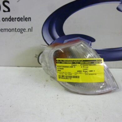 Citroen Saxo 1.1i X,SX Indicator, right 1996 630360