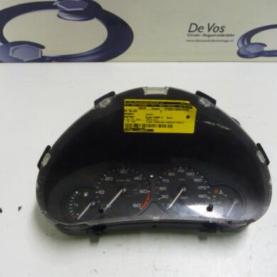 Peugeot Partner 1.9D Odometer KM 2004 6105EW-6106LF