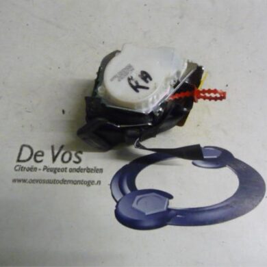 Citroen C3 1.6 HDi 92 Rear seatbelt, right 2011 8975TC-8976F1