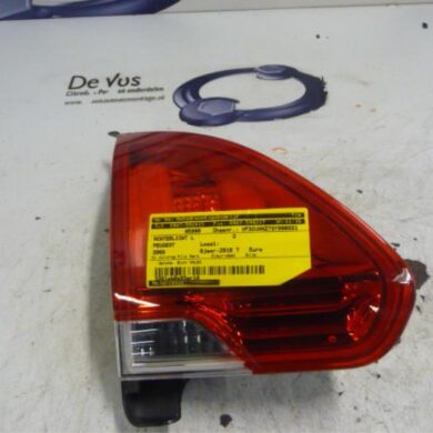 Peugeot 2008  Achterlicht links 2016 9678074480
