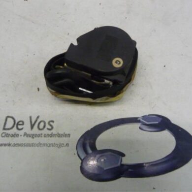 Citroen AX 14 i GT,TRS,TZX Kat. Front seatbelt, left 1992 8972AH