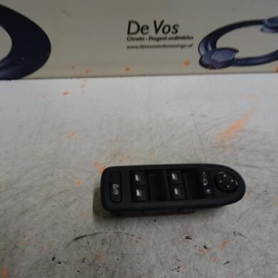 Peugeot 308  Combischakelaar ramen 2011 649026