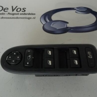 Peugeot 508 1.6 THP 16V Multi-functional window switch 2011 6490NR