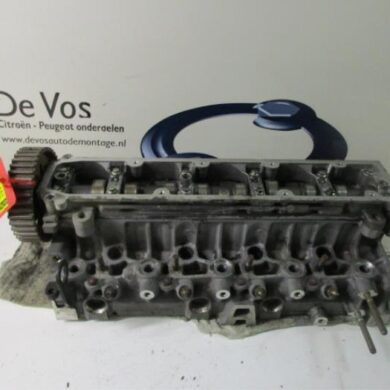 Peugeot 406 2.0 HDi 90 Cylinder head RHY 2000 0200GN-0200GE