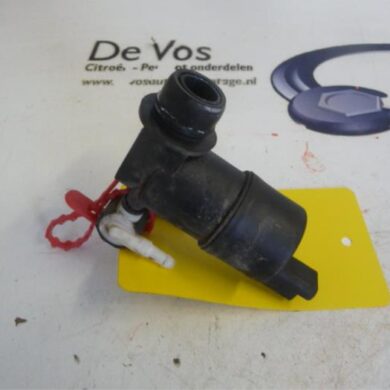 Citroen C3  Windscreen washer pump 2011 643475