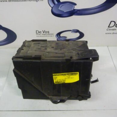 Peugeot 3008 1.6 HDiF 16V Battery box 2013 5615L9-5615N0